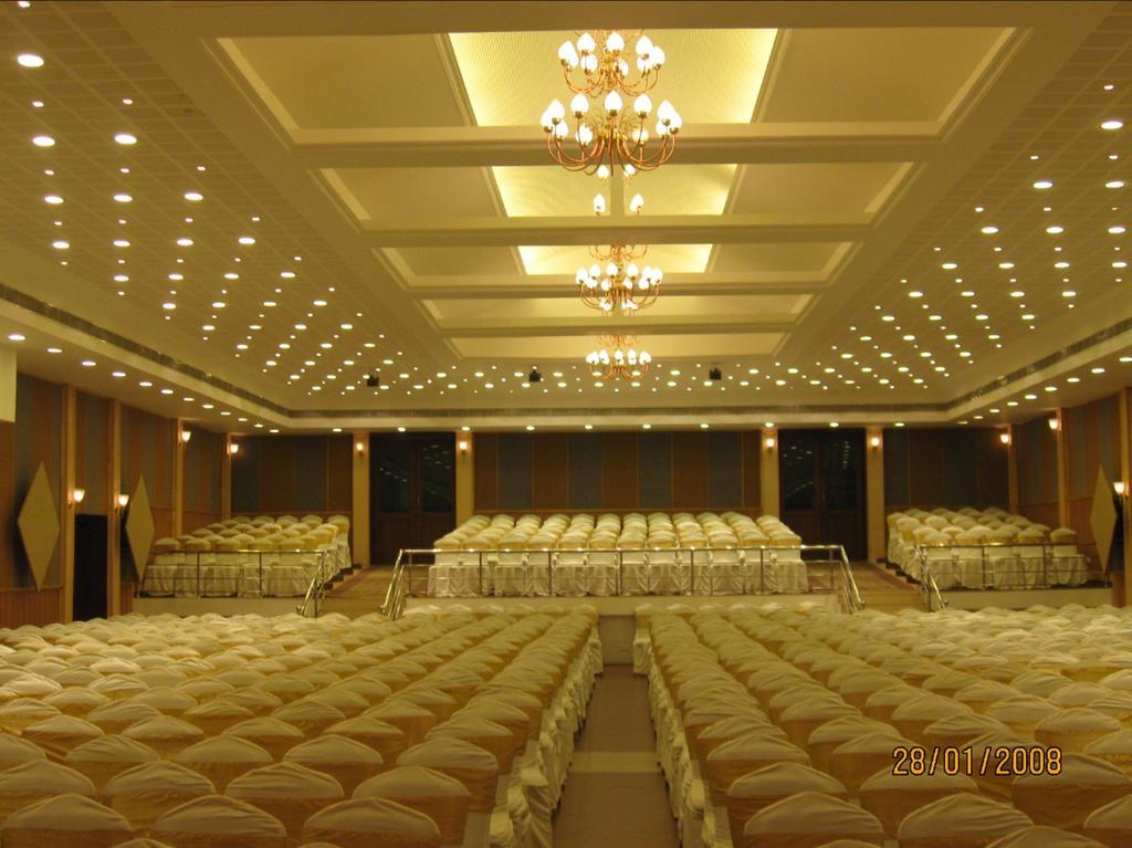 The Quilon Beach Hotel And Convention Center Kollam Εξωτερικό φωτογραφία