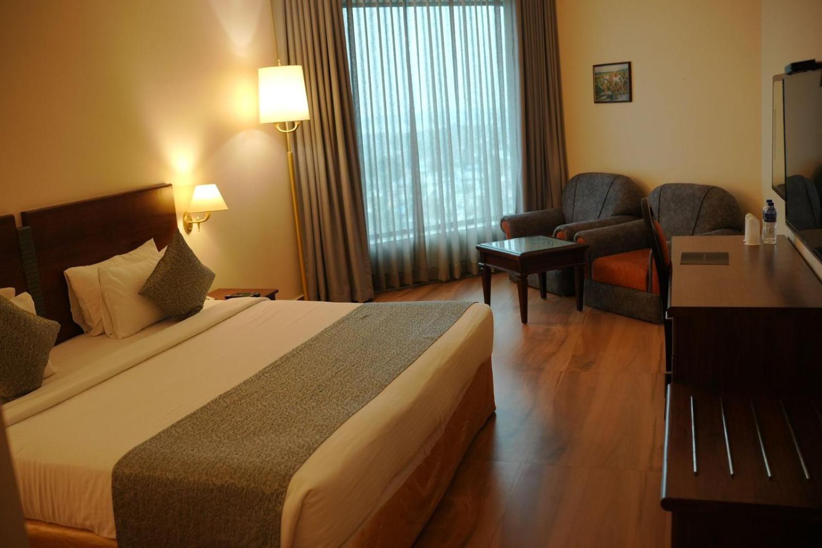 The Quilon Beach Hotel And Convention Center Kollam Εξωτερικό φωτογραφία