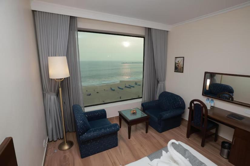 The Quilon Beach Hotel And Convention Center Kollam Εξωτερικό φωτογραφία