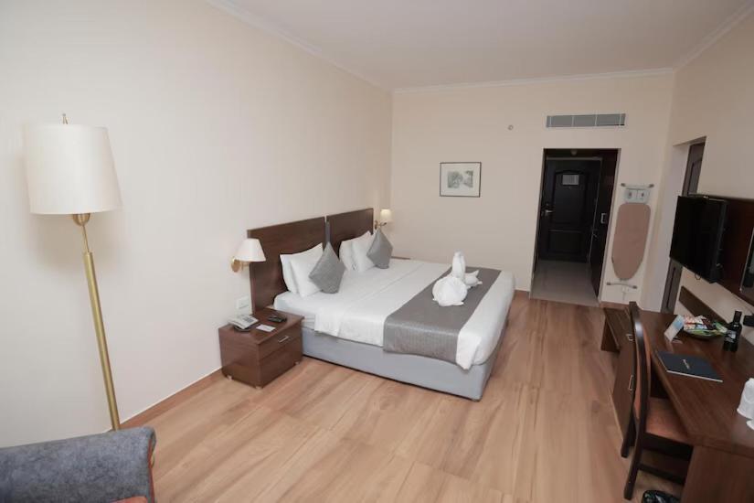 The Quilon Beach Hotel And Convention Center Kollam Εξωτερικό φωτογραφία