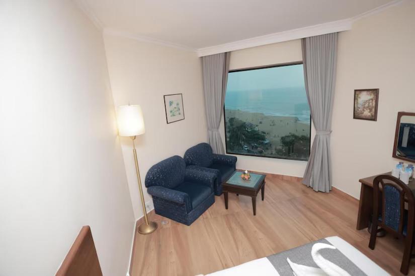 The Quilon Beach Hotel And Convention Center Kollam Εξωτερικό φωτογραφία