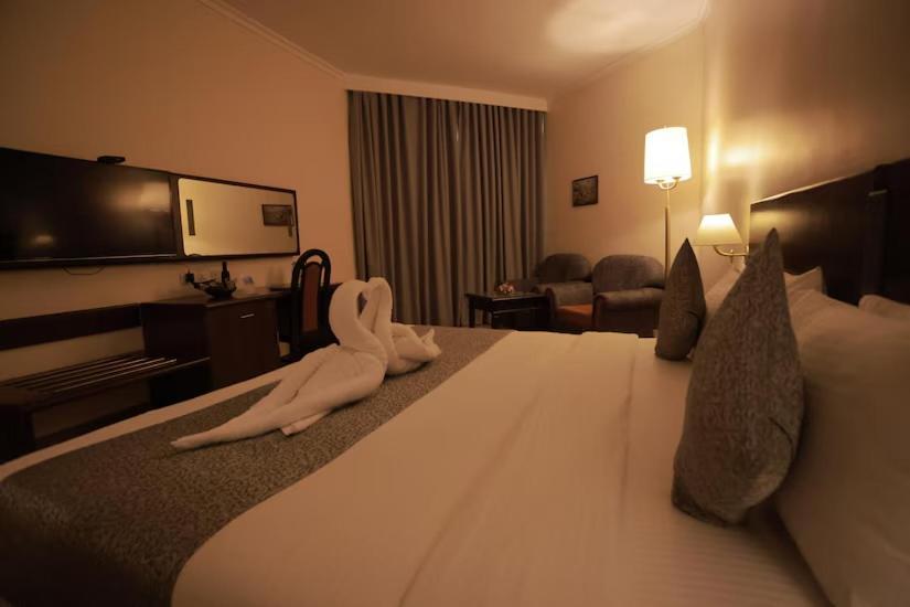 The Quilon Beach Hotel And Convention Center Kollam Εξωτερικό φωτογραφία