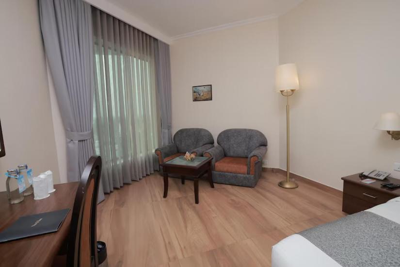 The Quilon Beach Hotel And Convention Center Kollam Εξωτερικό φωτογραφία