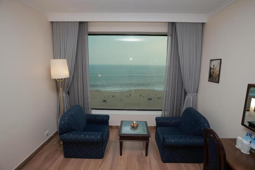 The Quilon Beach Hotel And Convention Center Kollam Εξωτερικό φωτογραφία