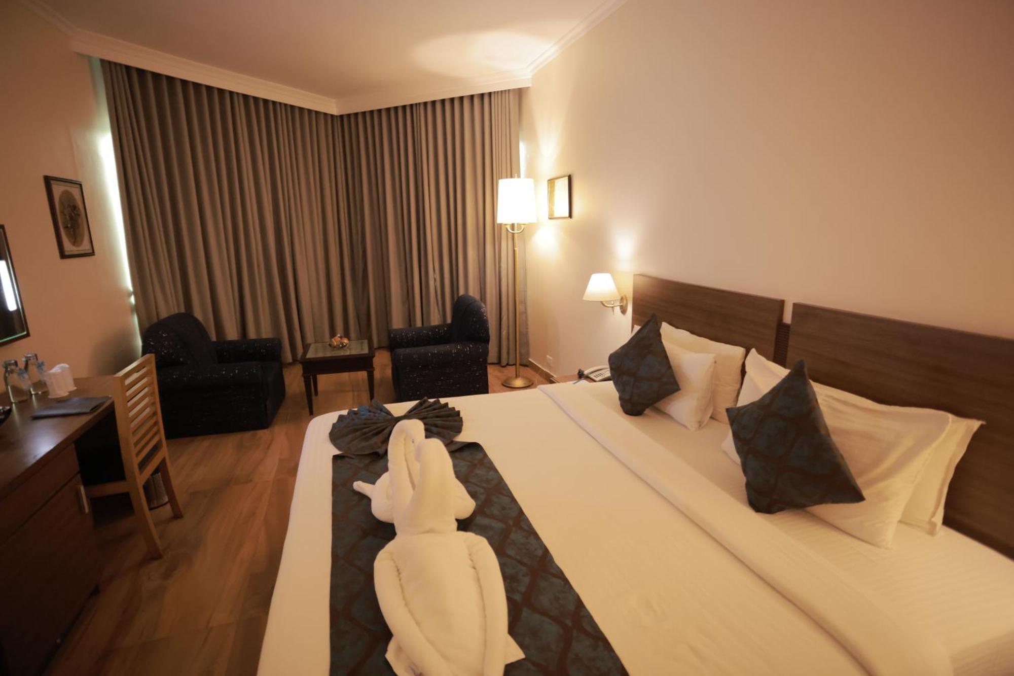 The Quilon Beach Hotel And Convention Center Kollam Εξωτερικό φωτογραφία